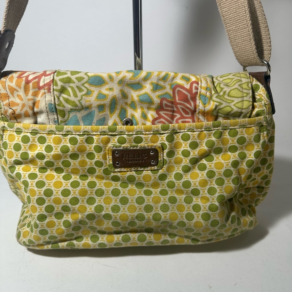 Colorful Yellow and Green Shoulder Bag with Patchwork Design - Picture 3 of 8